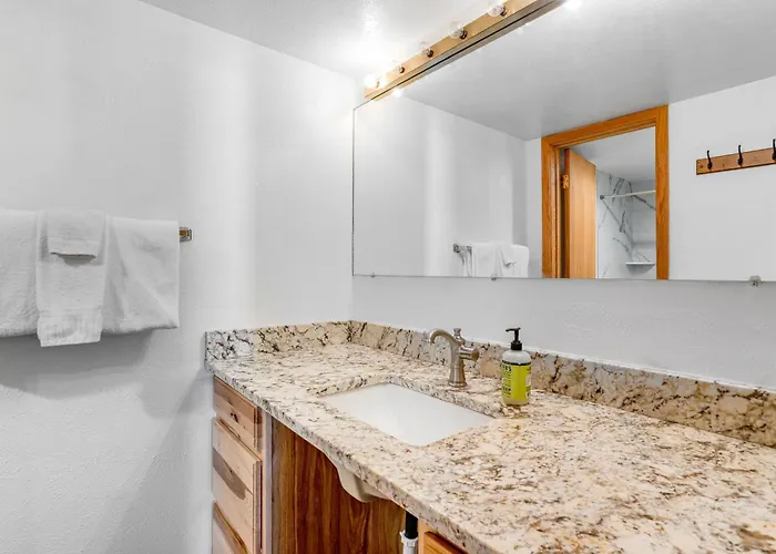 Spruce Lodge, Unit 391 *